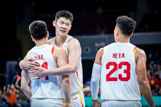 开云体育登录入口-中国男篮官宣4场热身赛：6月初两战俱乐部 下旬连战澳大利亚荷兰